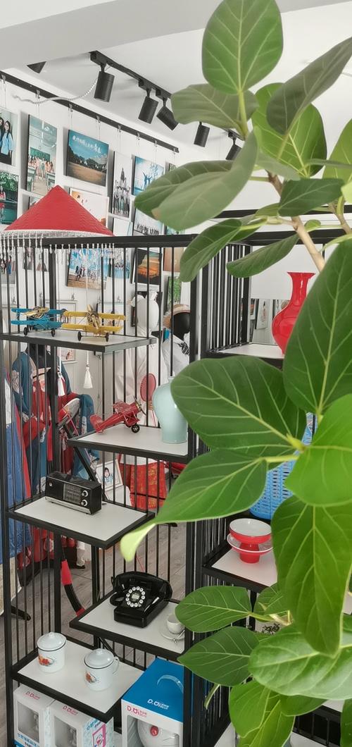 摄影店,成立日期:2021年06月24日,经营范围:一般项目:摄影扩印服务